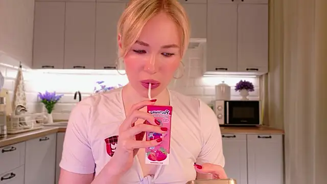 Veronika Mitchel online show from 19, 11, 2025