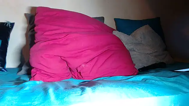 Queenofthenightx online show from 26, 9, 2025