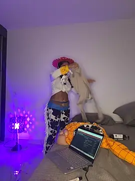 Snapshot of stormyy_ chatting on 22, 10, 2025 stormyy online show from 22, 10, 2025