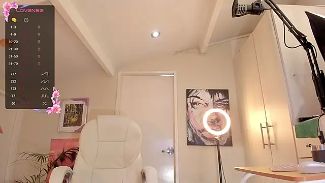 catalinasaiz online show from 13, 1, 2025