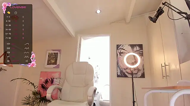 catalinasaiz online show from 25, 2, 2025