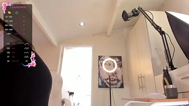 catalinasaiz online show from 13, 3, 2025