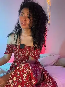 GabriSaenz online show from 6, 12, 2024