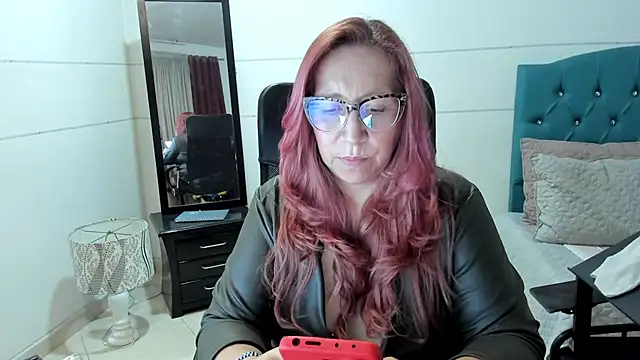 vaalery sweet online show from 18, 3, 2025