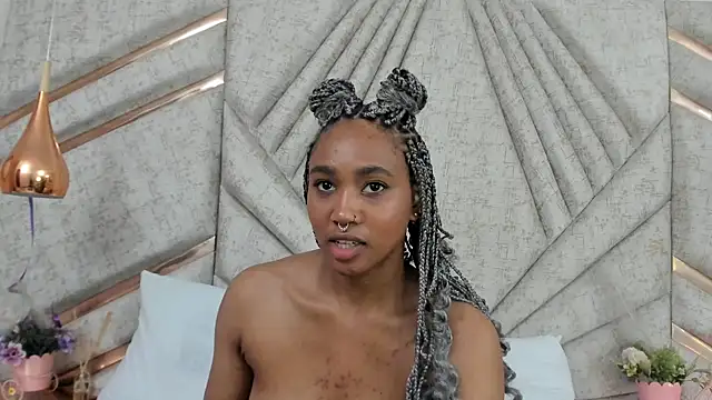 Snapshot of AgataRinaldi chatting on 24, 2, 2025 AgataRinaldi online show from 24, 2, 2025