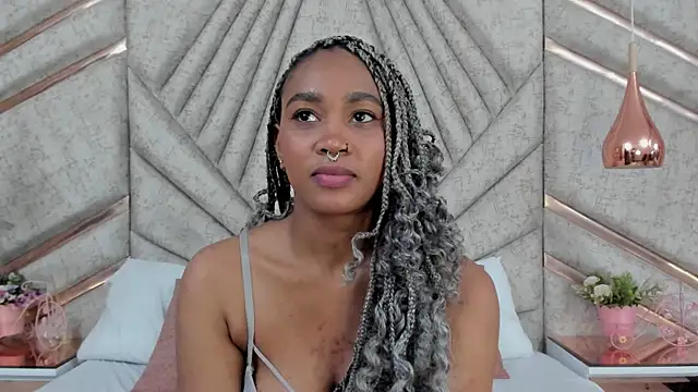 Snapshot of AgataRinaldi chatting on 28, 2, 2025 AgataRinaldi online show from 28, 2, 2025