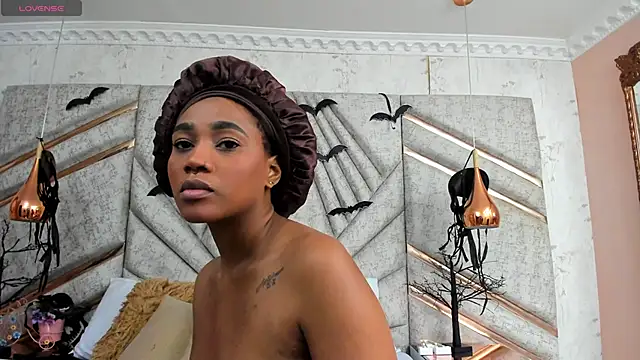 Snapshot of AgataRinaldi chatting on 7, 11, 2025 AgataRinaldi online show from 7, 11, 2025