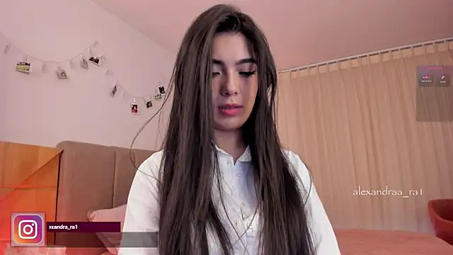 Alexandra ra online show from 6, 10, 2025