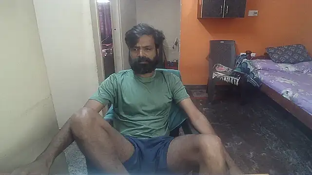 Snapshot of Indiaguy4u chatting on 17, 1, 2025 Indiaguy4u online show from 17, 1, 2025