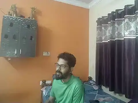 Snapshot of Indiaguy4u chatting on 1, 2, 2025 Indiaguy4u online show from 1, 2, 2025