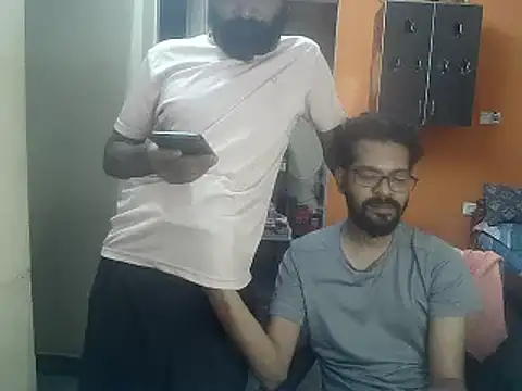 Snapshot of Indiaguy4u chatting on 1, 2, 2025 Indiaguy4u online show from 1, 2, 2025