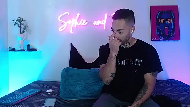 SophieFoxx17 online show from 20, 2, 2026