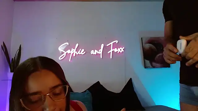 Snapshot of SophieFoxx17 chatting on 12, 5, 2026 SophieFoxx17 online show from 12, 5, 2026