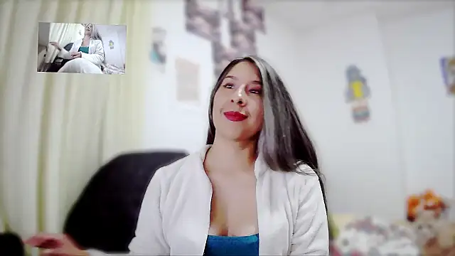 malishka18 online show from 2, 1, 2025