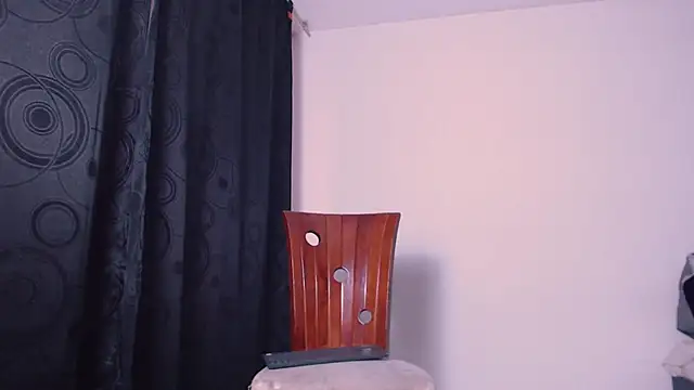 nicolstivens online show from 25, 2, 2025