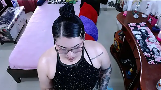 lufek23 online show from 31, 1, 2025