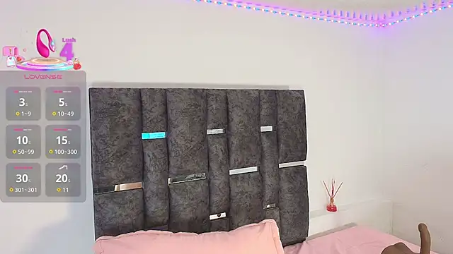 Natasharuso online show from 26, 9, 2025