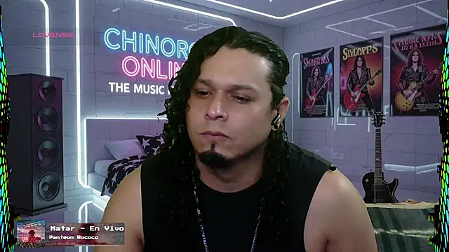 chino roz online show from 6, 10, 2025