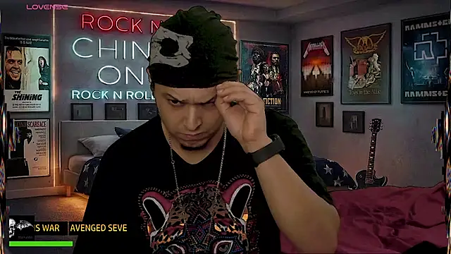 chino roz online show from 13, 4, 2026