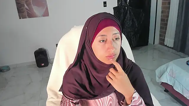 adila anich online show from 9, 1, 2026