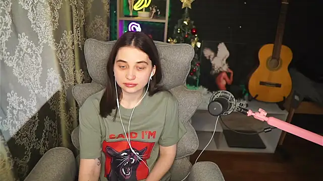 delicatedBailey online show from 25, 7, 2026