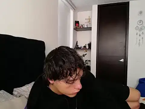 Santiago kiler online show from 27, 12, 2024