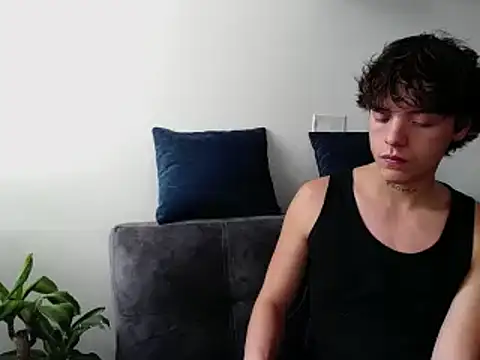 Santiago kiler online show from 28, 12, 2024