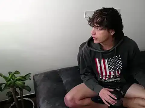 Santiago kiler online show from 27, 1, 2025