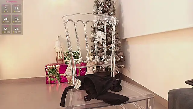 Sassy--Girl online show from 14, 12, 2025