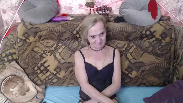 MissBekker online show from 20, 12, 2024