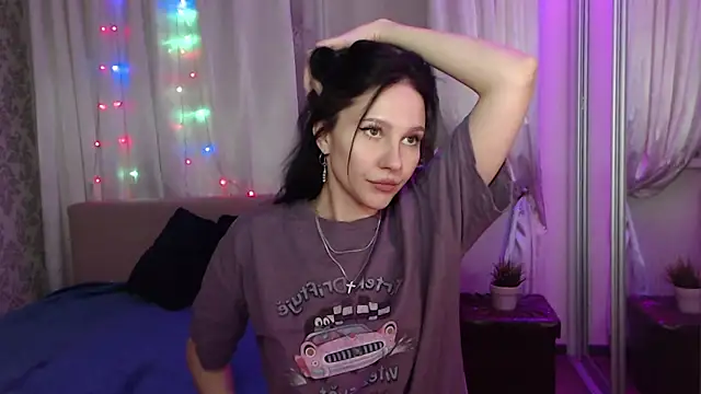 Snapshot of Zlata888 chatting on 24, 11, 2025 Zlata888 online show from 24, 11, 2025