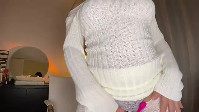 xSelena online show from 11, 1, 2025