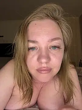 BBWOOW online show from 3, 3, 2025