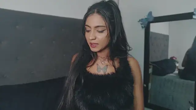 Delilah Blazee online show from 8, 6, 2026