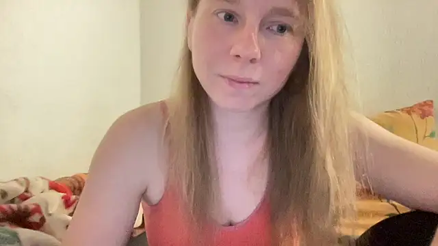 Snapshot of SweetLucy96 chatting on 22, 3, 2025 SweetLucy96 online show from 22, 3, 2025