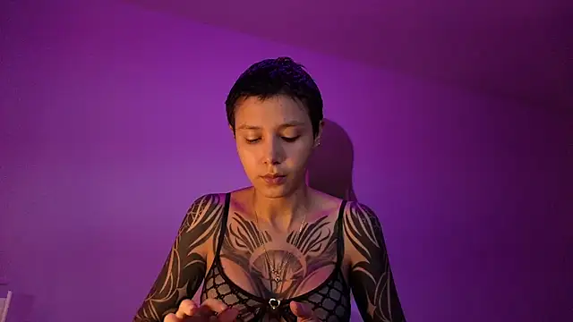 goddess vee  online show from 15, 1, 2026