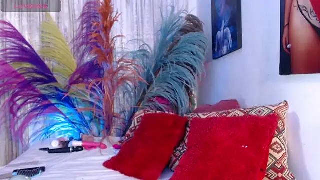 gatuwildhott online show from 27, 4, 2026