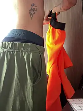 sorry-mom69 online show from 25, 4, 2026