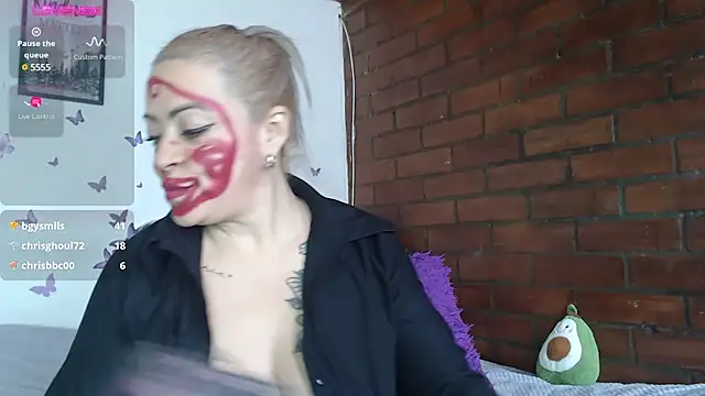 Snapshot of LIila28six chatting on 27, 2, 2025 LIila28six online show from 27, 2, 2025