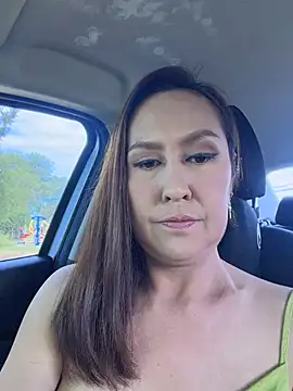 nam tootsis online show from 27, 7, 2026