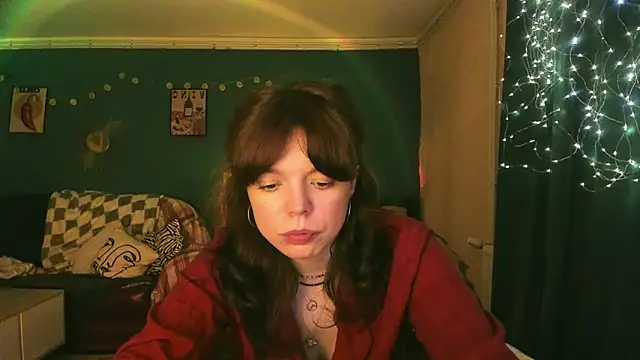 Snapshot of ClancyMorissey chatting on 12, 5, 2026 ClancyMorissey online show from 12, 5, 2026
