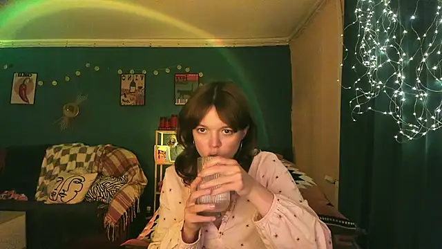Snapshot of ClancyMorissey chatting on 5, 6, 2026 ClancyMorissey online show from 5, 6, 2026