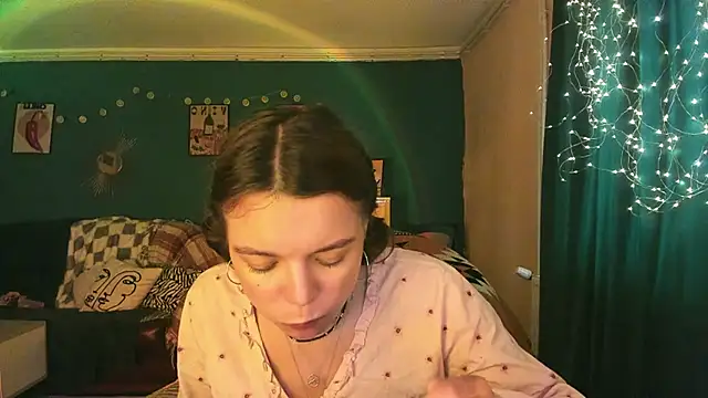 Snapshot of ClancyMorissey chatting on 9, 6, 2026 ClancyMorissey online show from 9, 6, 2026