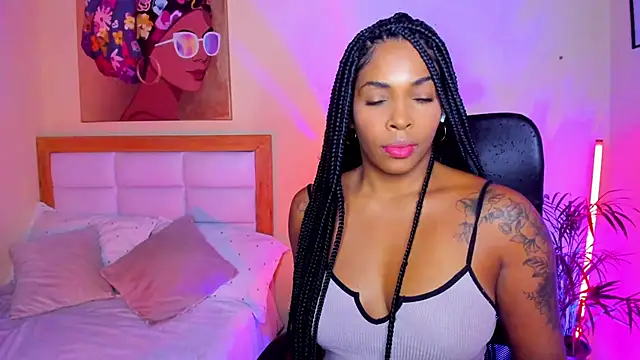 Snapshot of AitanaBrown_ chatting on 12, 1, 2026 AitanaBrown online show from 12, 1, 2026