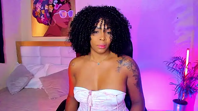 Snapshot of AitanaBrown_ chatting on 9, 2, 2026 AitanaBrown online show from 9, 2, 2026