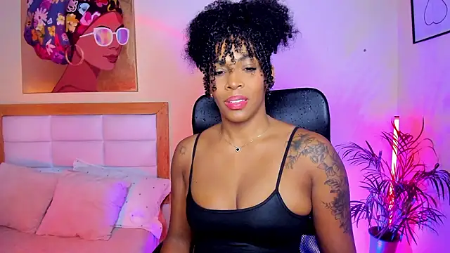 Snapshot of AitanaBrown_ chatting on 1, 3, 2026 AitanaBrown online show from 1, 3, 2026