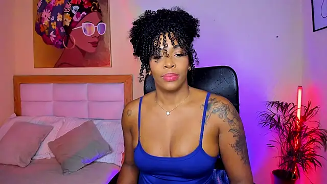 Snapshot of AitanaBrown_ chatting on 12, 3, 2026 AitanaBrown online show from 12, 3, 2026