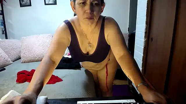 maturehoxx online show from 20, 2, 2025