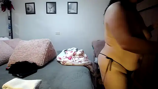 maturehoxx online show from 12, 3, 2025