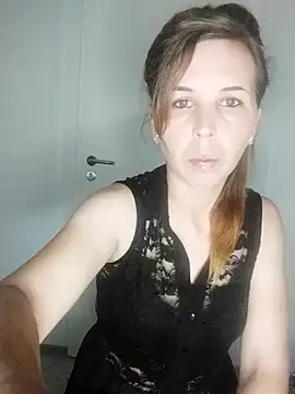 loveis007 online show from 12, 9, 2025